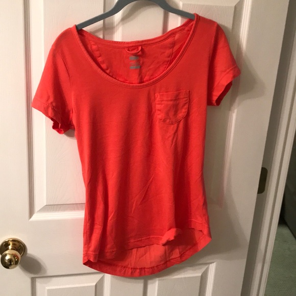 Nike Tops - 🔮NIKE T-Shirt